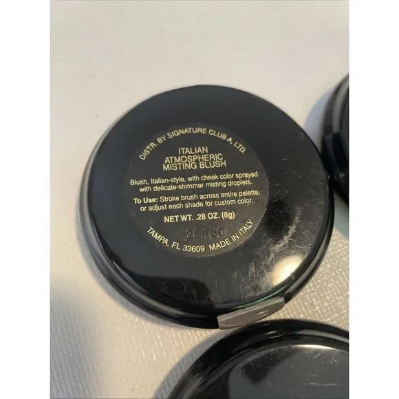 Signature Club A Lot of 5 Blush Aloe Puffed Eyeshawdow Duo Shade # 2 Medium